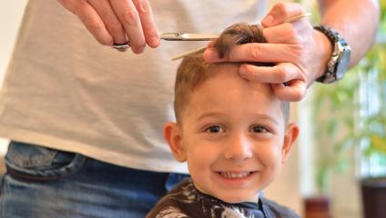 Give your child a haircut and cut internal communication